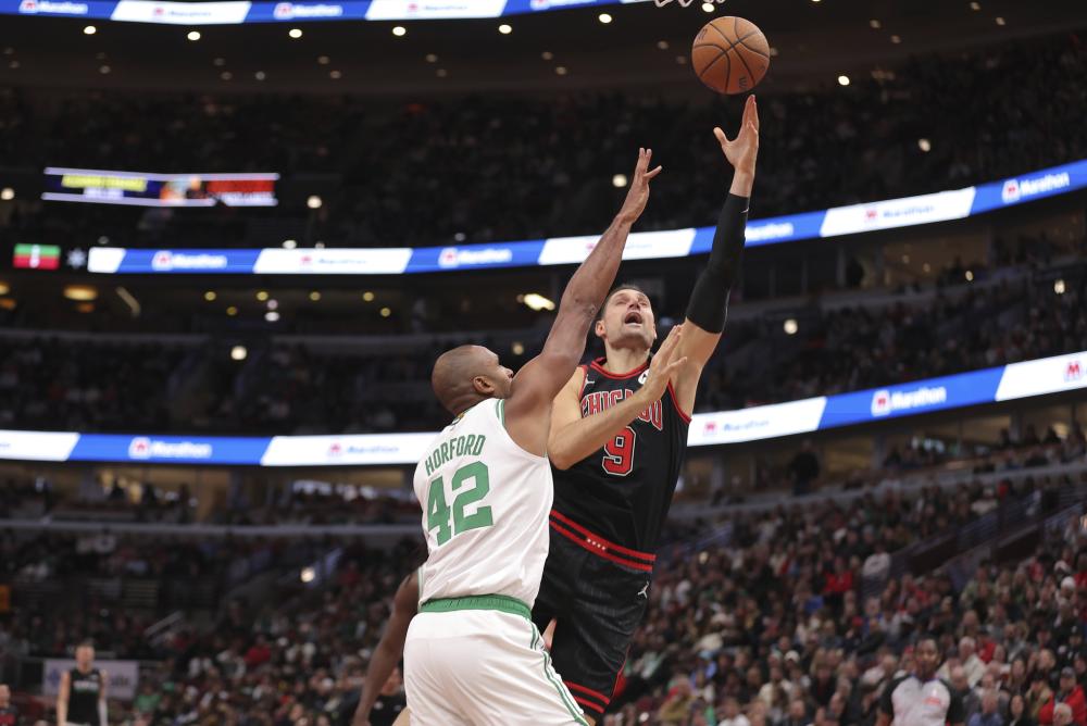 年轻球员凭 年轻球员凭