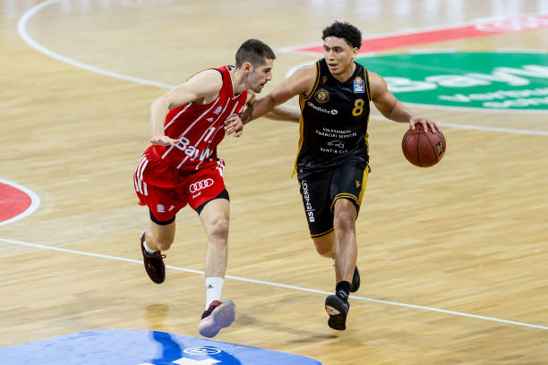 关于马克斯 关于马克斯