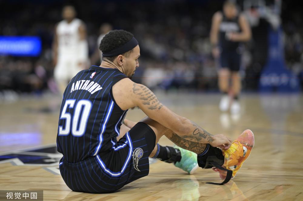 超出他们的 超出他们的