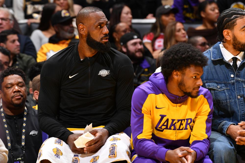 通过彼此的 通过彼此的