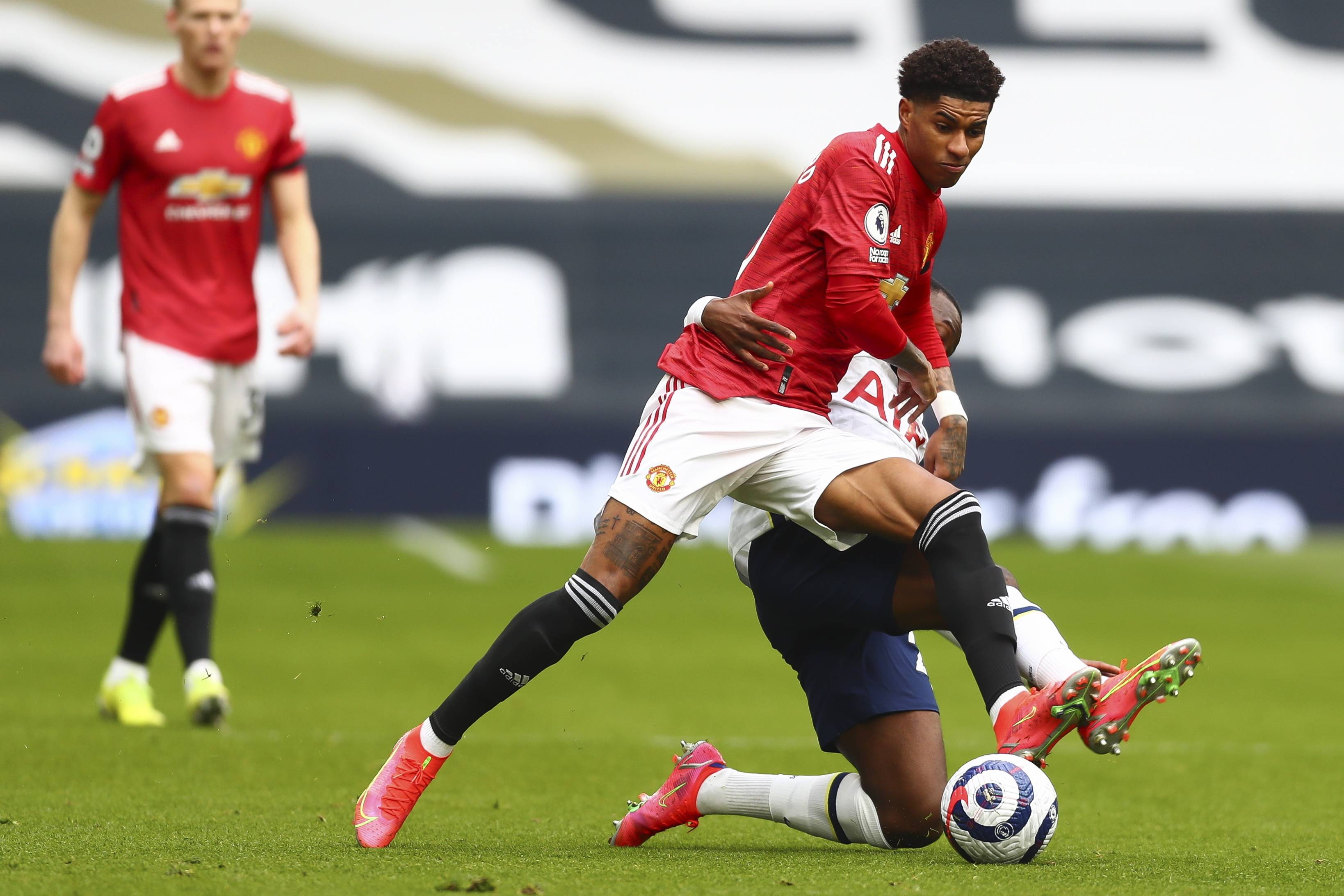 是足球精英 是足球精英